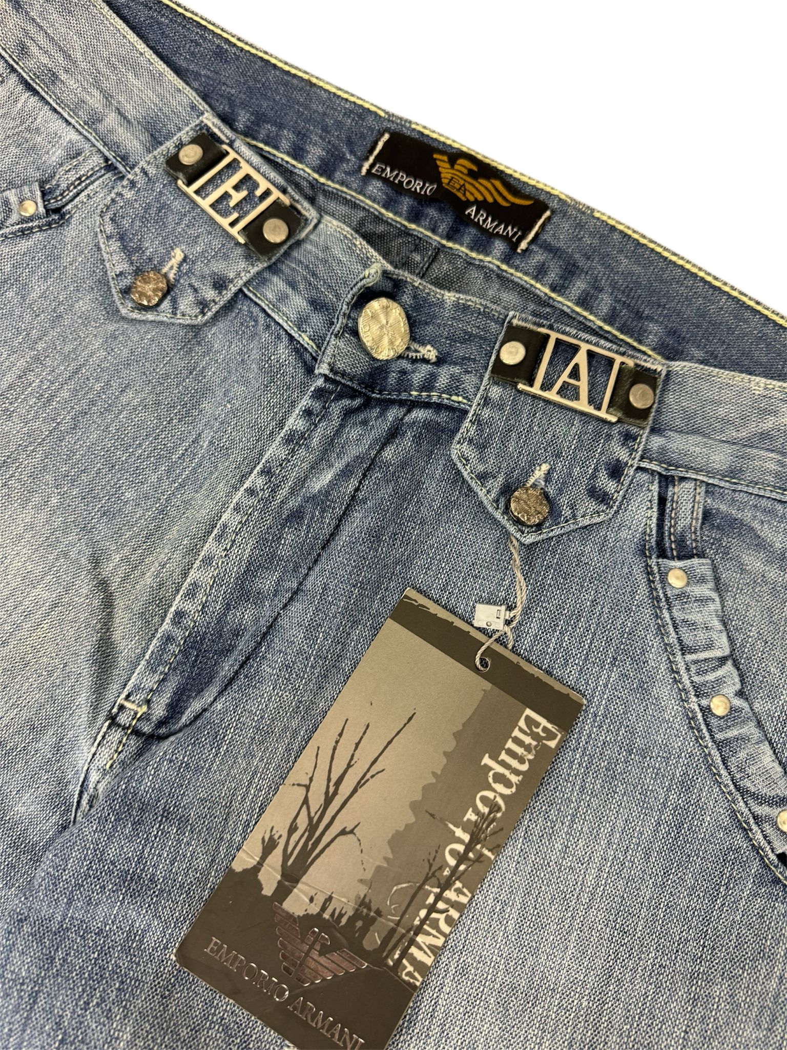 Armani Jeans (L)
