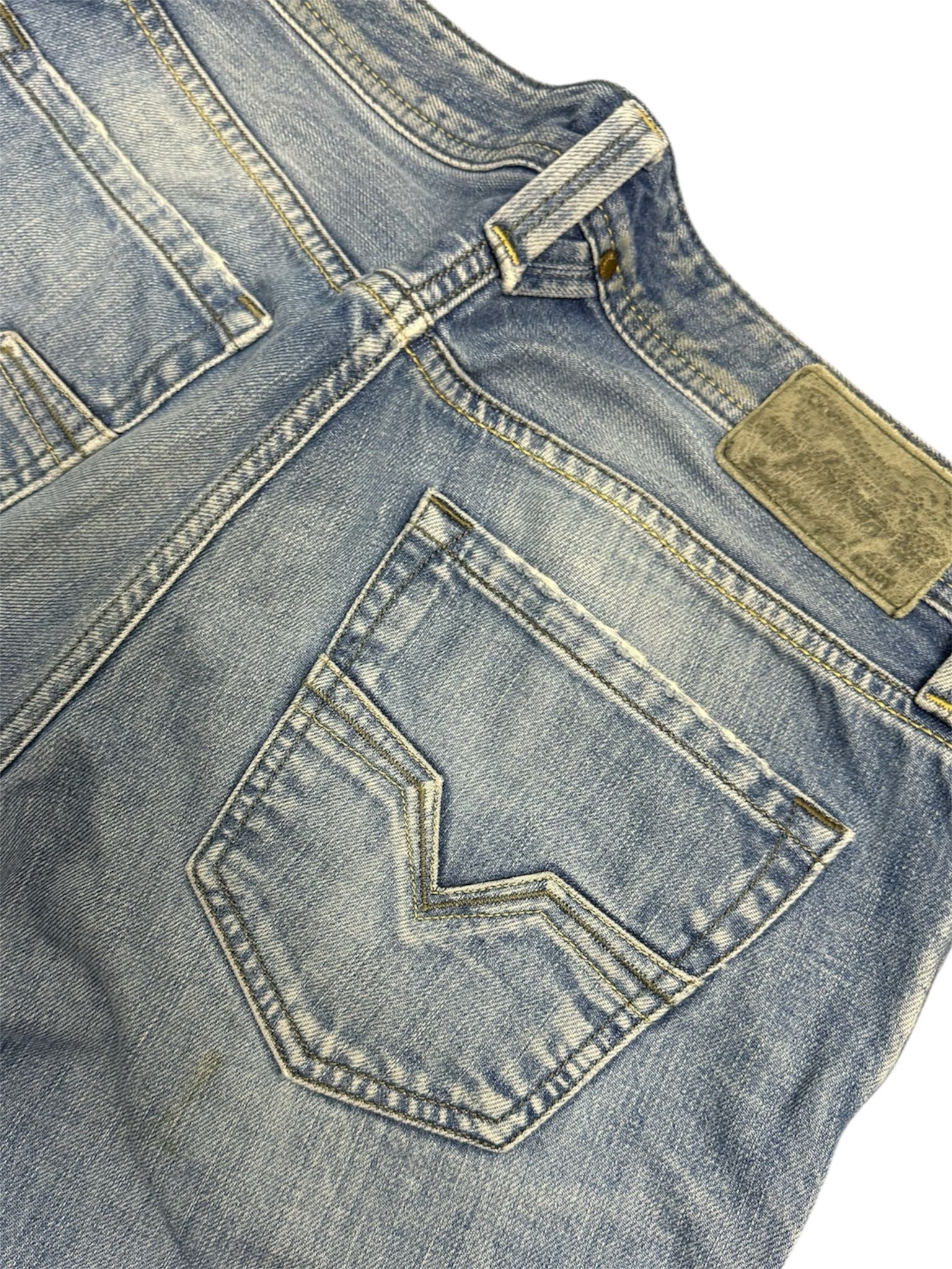 Diesel Jeans (L)
